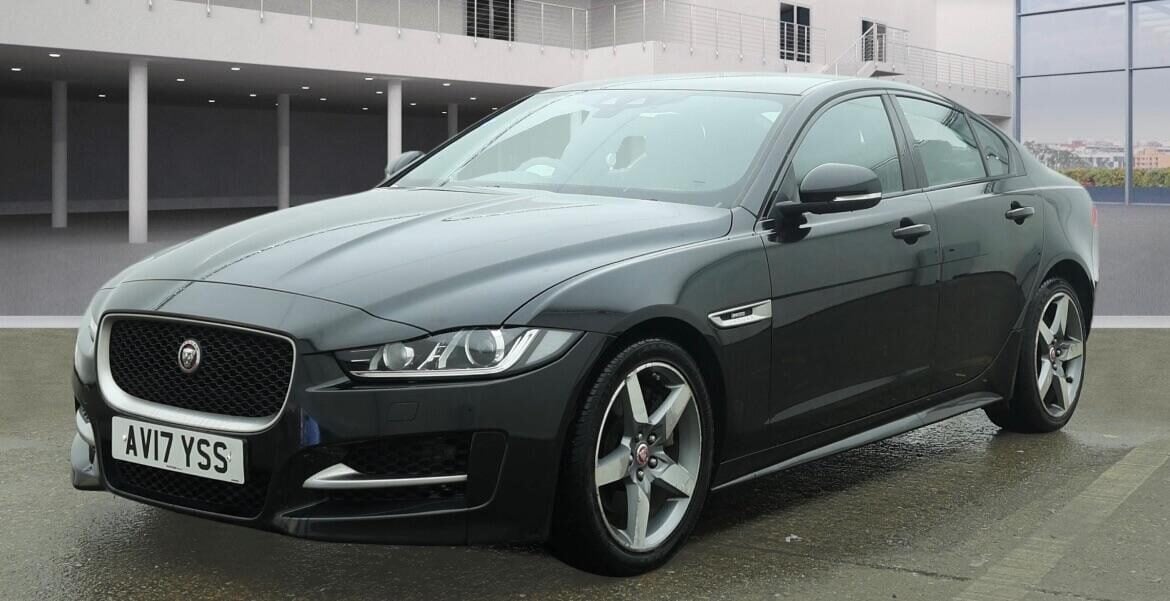 Used Jaguar XE 2017 for sale - 77490822: Photo 5