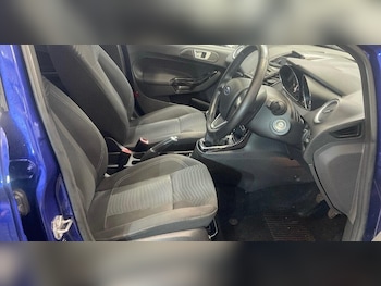 Used Ford Fiesta 2015 for sale - 77340667: Photo