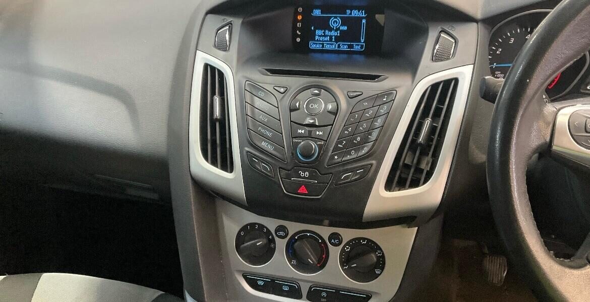 Used Ford Focus 2013 for sale - 76697469: Photo 6