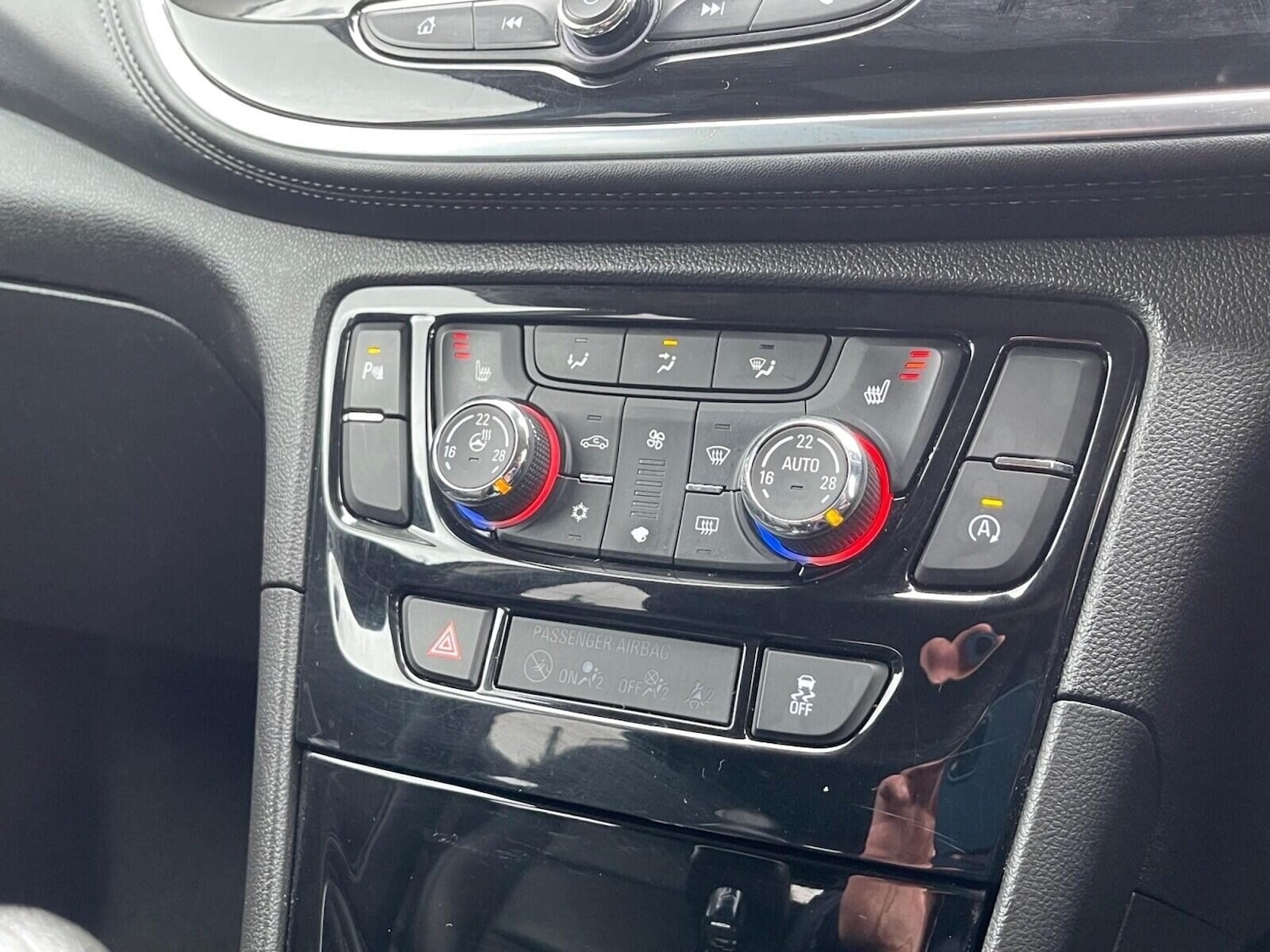 Used Vauxhall Mokka X 2017 for sale - 77323518: Photo 17