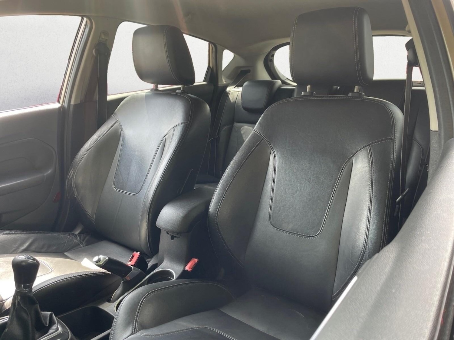 Used Ford Fiesta 2013 for sale - 76305019: Photo 11