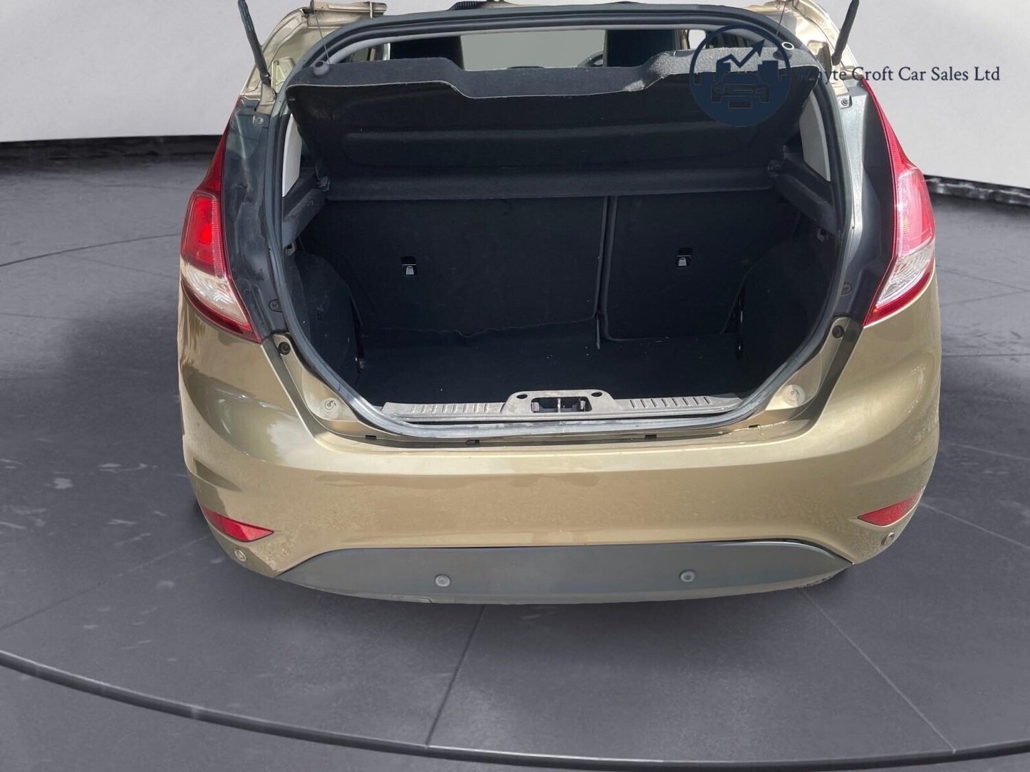 Used Ford Fiesta 2013 for sale - 76305019: Photo 14