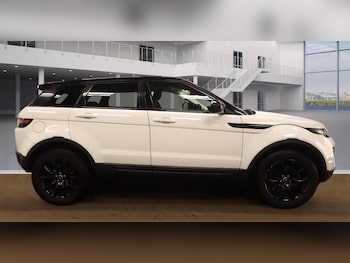 Used Land Rover Range Rover Evoque 2015 for sale - 77830084: Photo