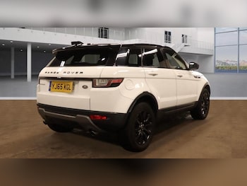 Used Land Rover Range Rover Evoque 2015 for sale - 77830084: Photo