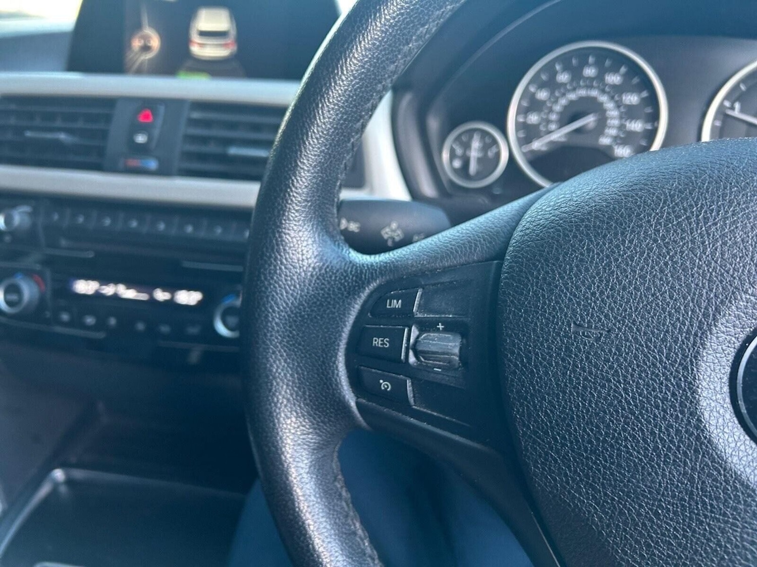 Used BMW 3 Series 2016 for sale - 77803282: Photo 10