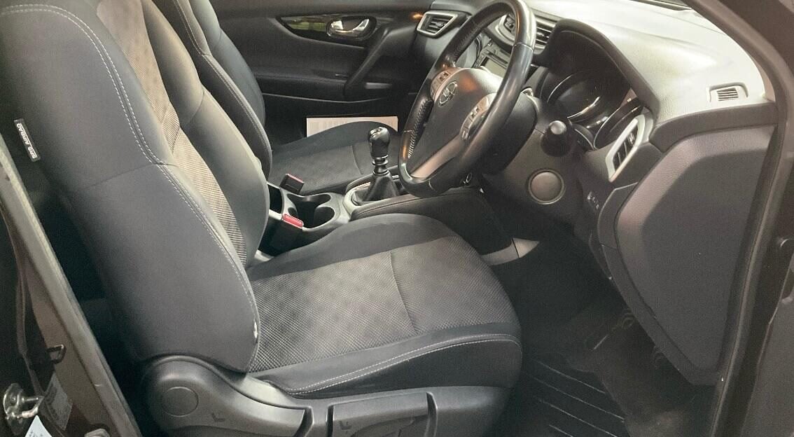 Used Nissan Qashqai 2015 for sale - 77135825: Photo 5