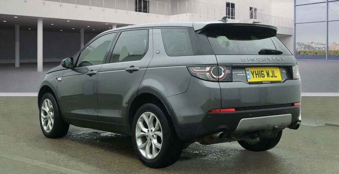 Used Land Rover Discovery Sport 2016 for sale - 77742667: Photo 4