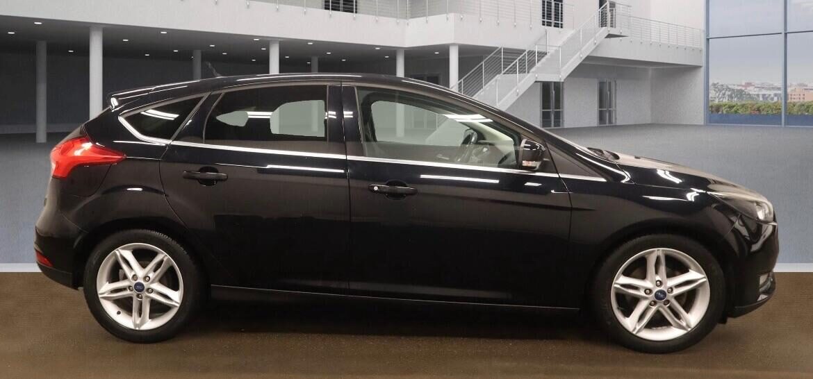 Used Ford Focus 2017 for sale - 77731029: Photo 3