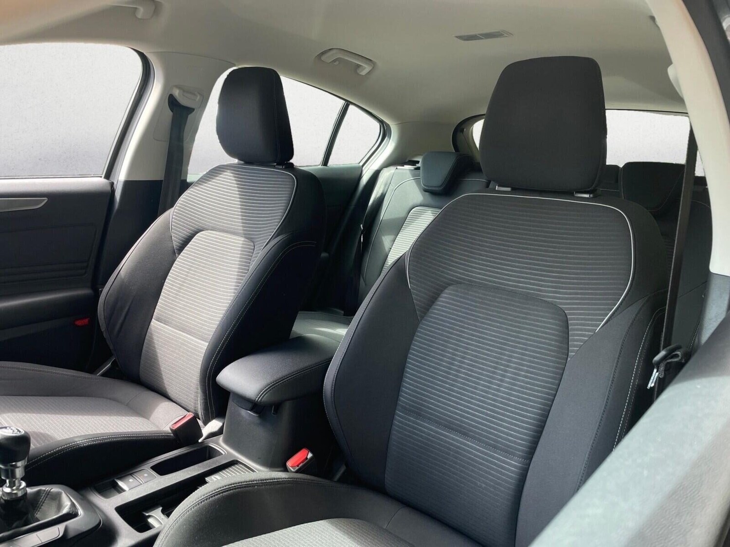 Used Ford Focus 2018 for sale - 75663108: Photo 15