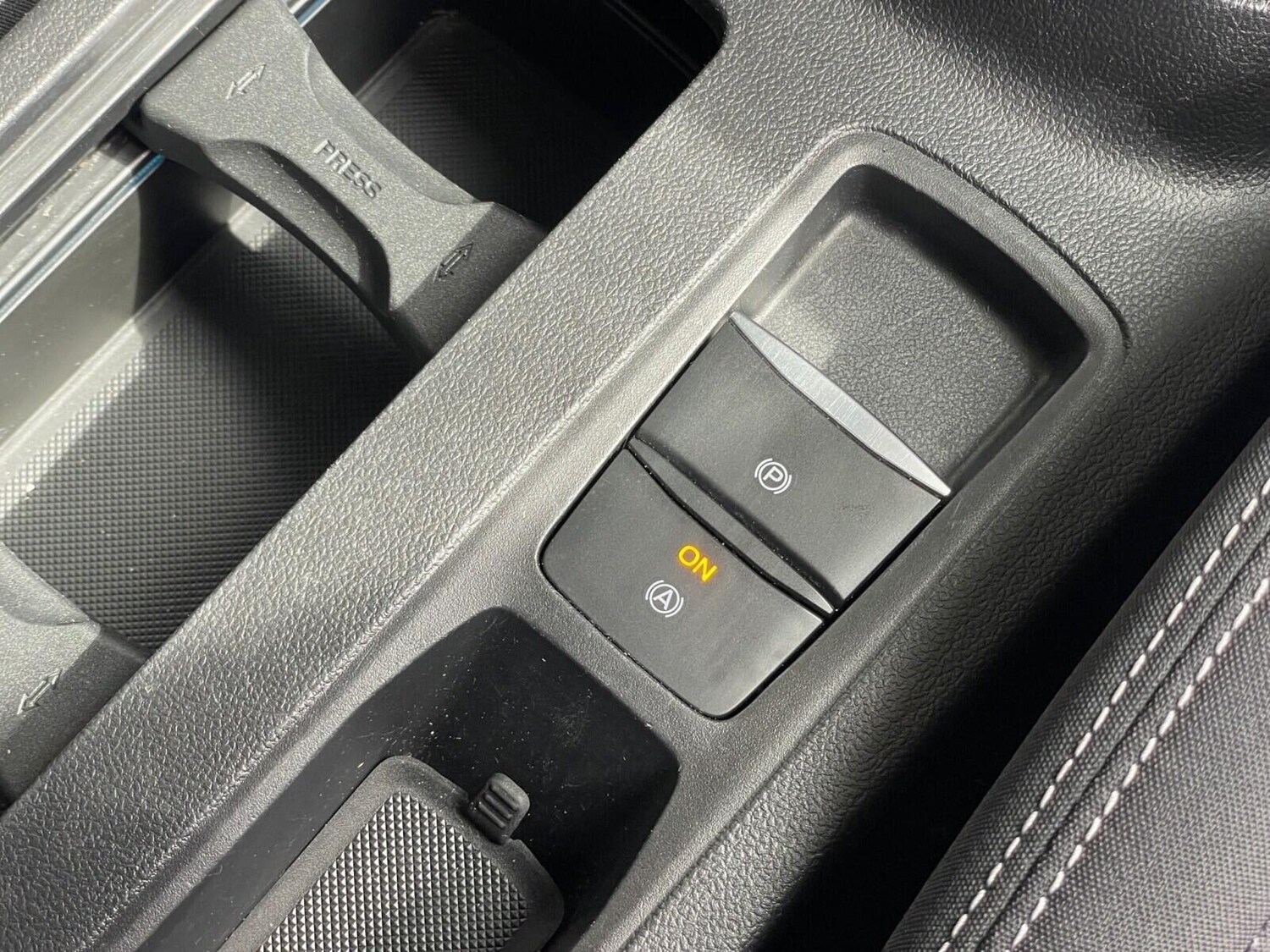 Used Ford Focus 2018 for sale - 75663108: Photo 25