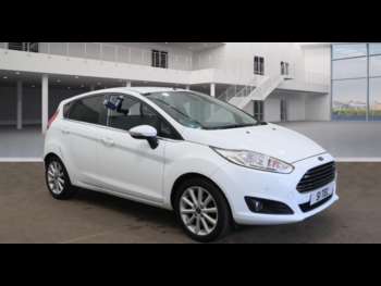 2015 - 1.0 EcoBoost Titanium 5dr