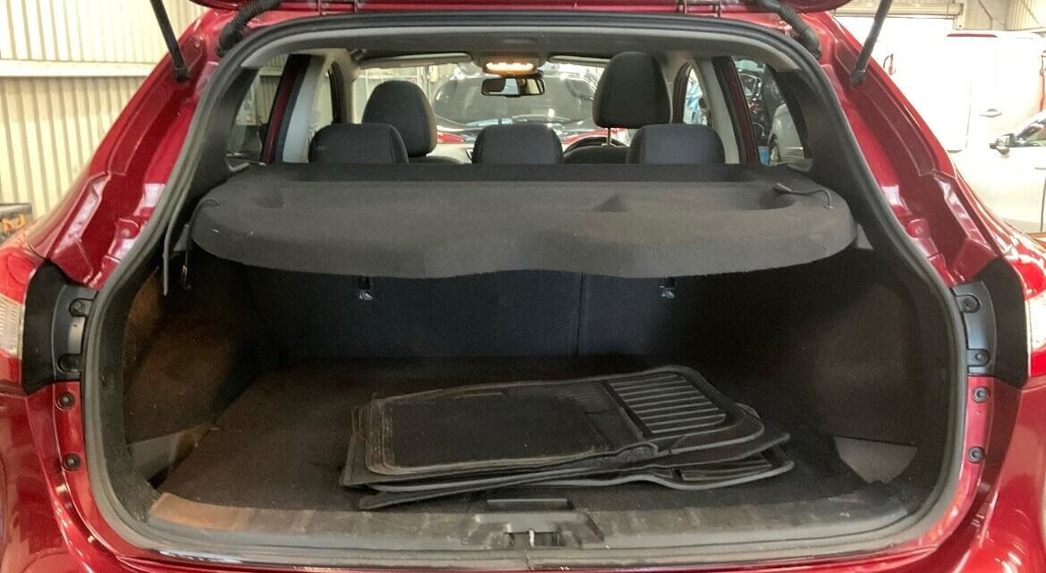 Used Nissan Qashqai 2015 for sale - 77979904: Photo 11