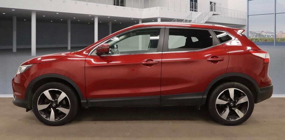 Used Nissan Qashqai 2015 for sale - 77979904: Photo 3