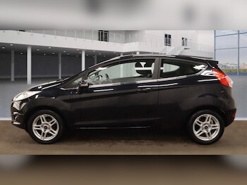 Used Ford Fiesta 2014 for sale - 77079879: Photo