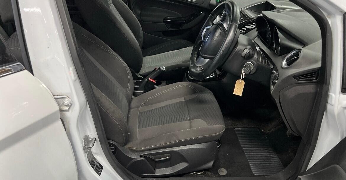 Used Ford Fiesta 2015 for sale - 77459819: Photo 6