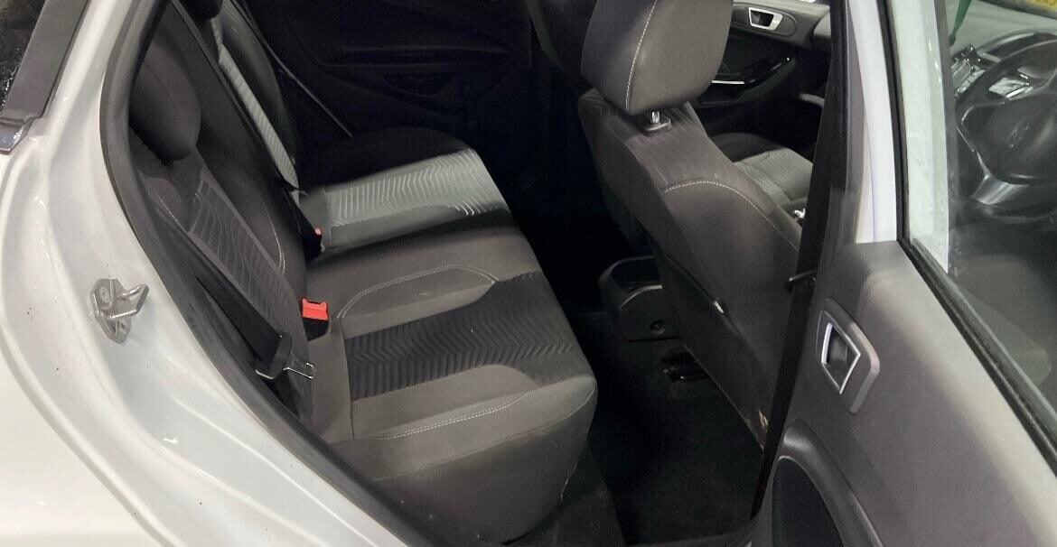 Used Ford Fiesta 2015 for sale - 77459819: Photo 9