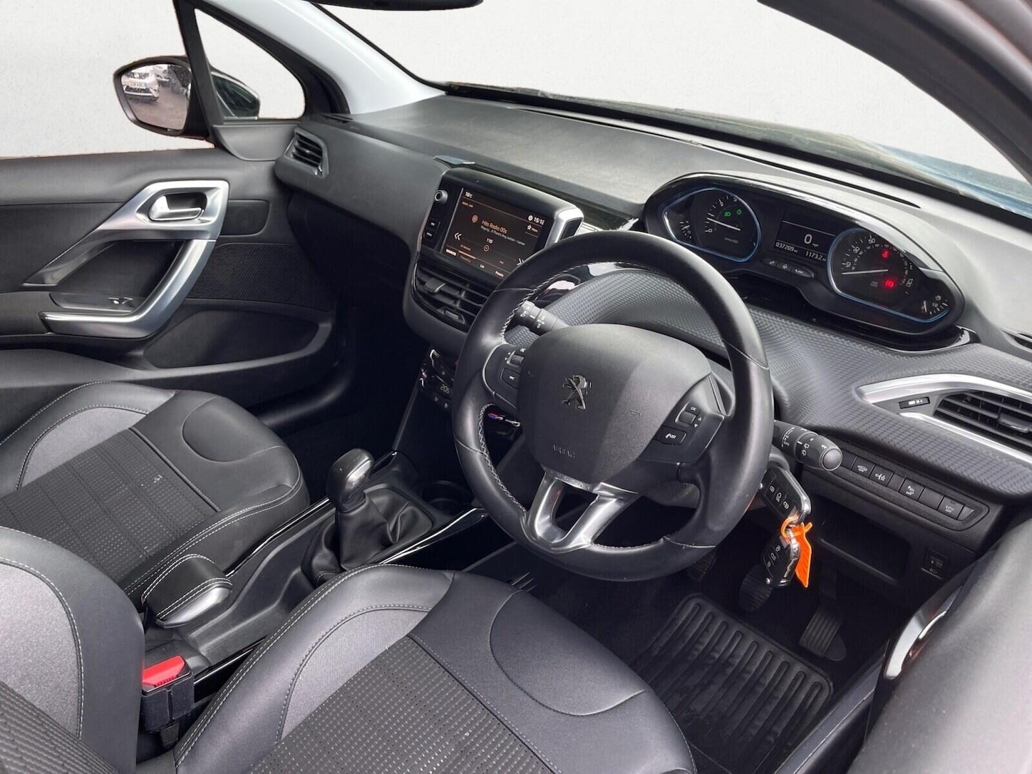 Used Peugeot 2008 2018 for sale - 75952200: Photo 11