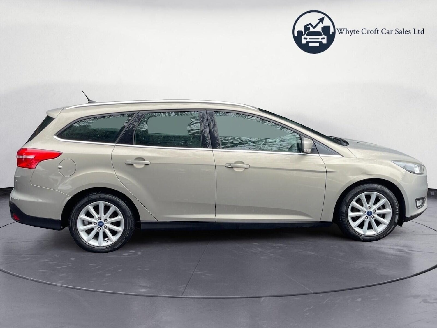 Used Ford Focus 2015 for sale - 77398303: Photo 9