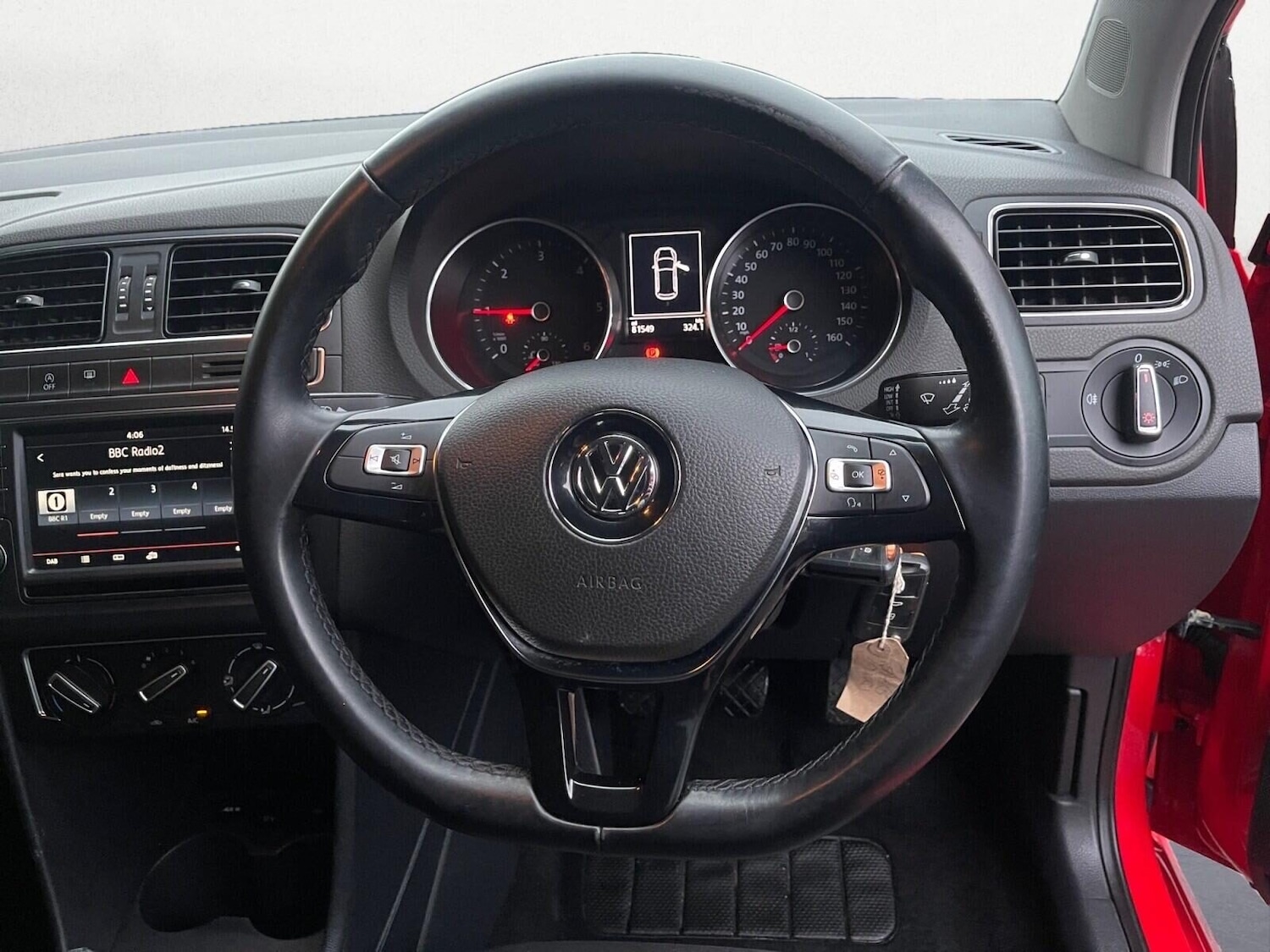 Used Volkswagen Polo 2015 for sale - 77196550: Photo 12