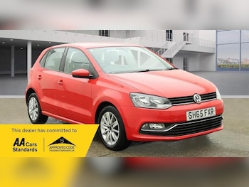 Used Volkswagen Polo 2015 for sale - 77196550: Photo