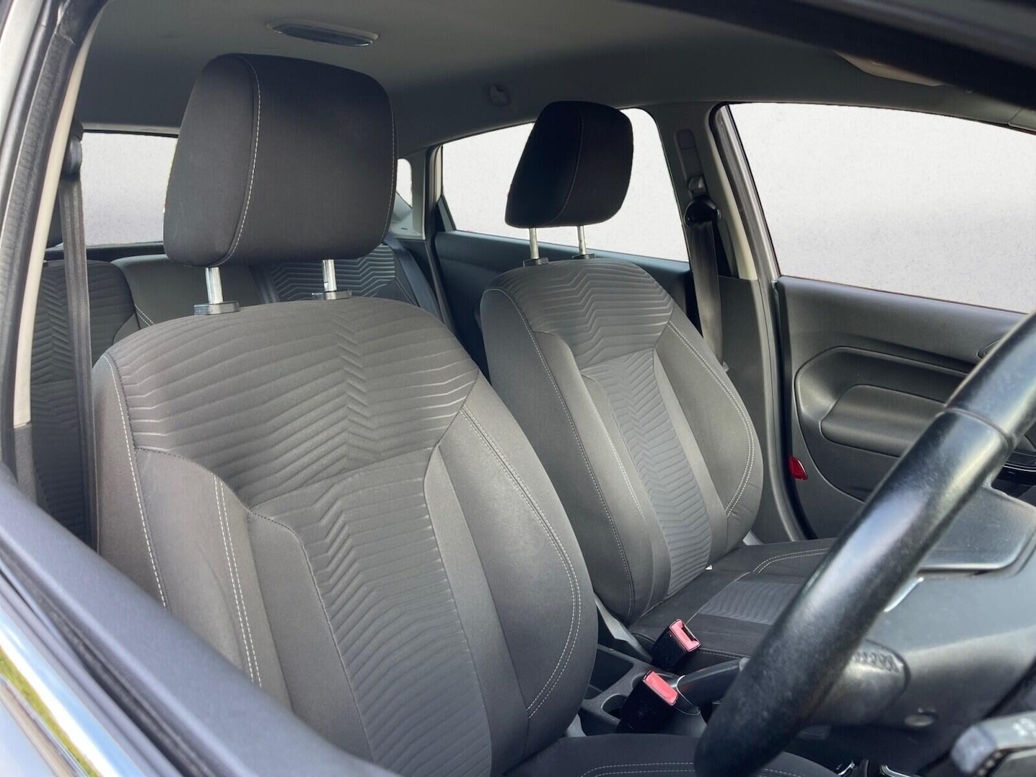 Used Ford Fiesta 2013 for sale - 76129206: Photo 14