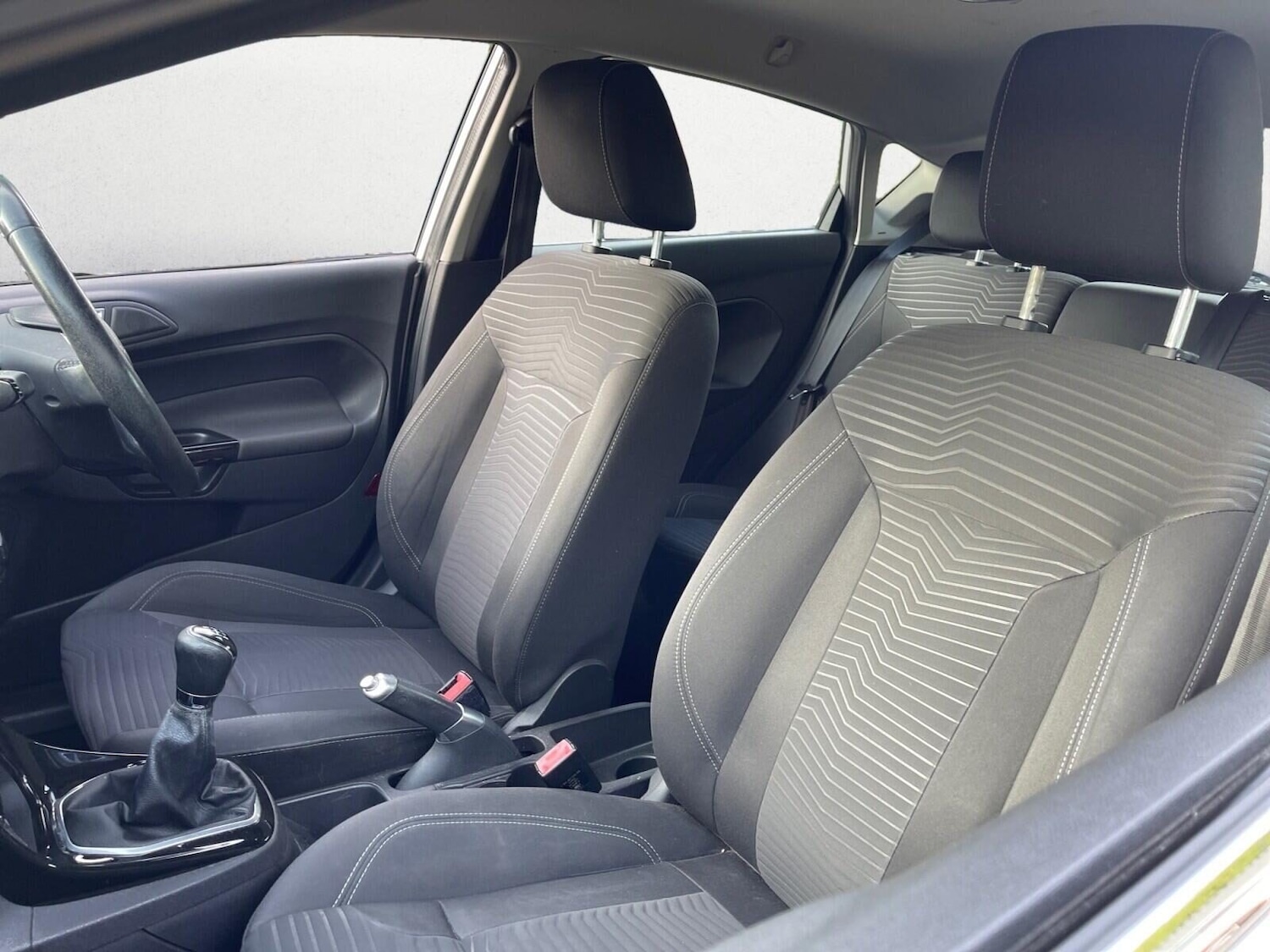Used Ford Fiesta 2013 for sale - 76129206: Photo 15