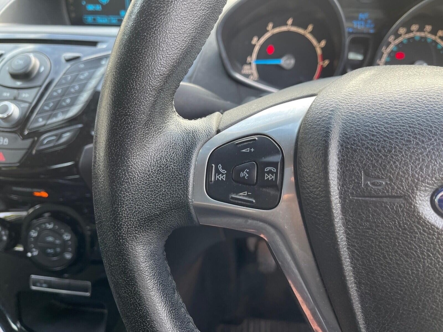Used Ford Fiesta 2013 for sale - 76129206: Photo 22