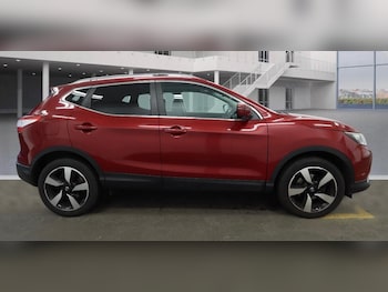 Used Nissan Qashqai 2015 for sale - 76829682: Photo