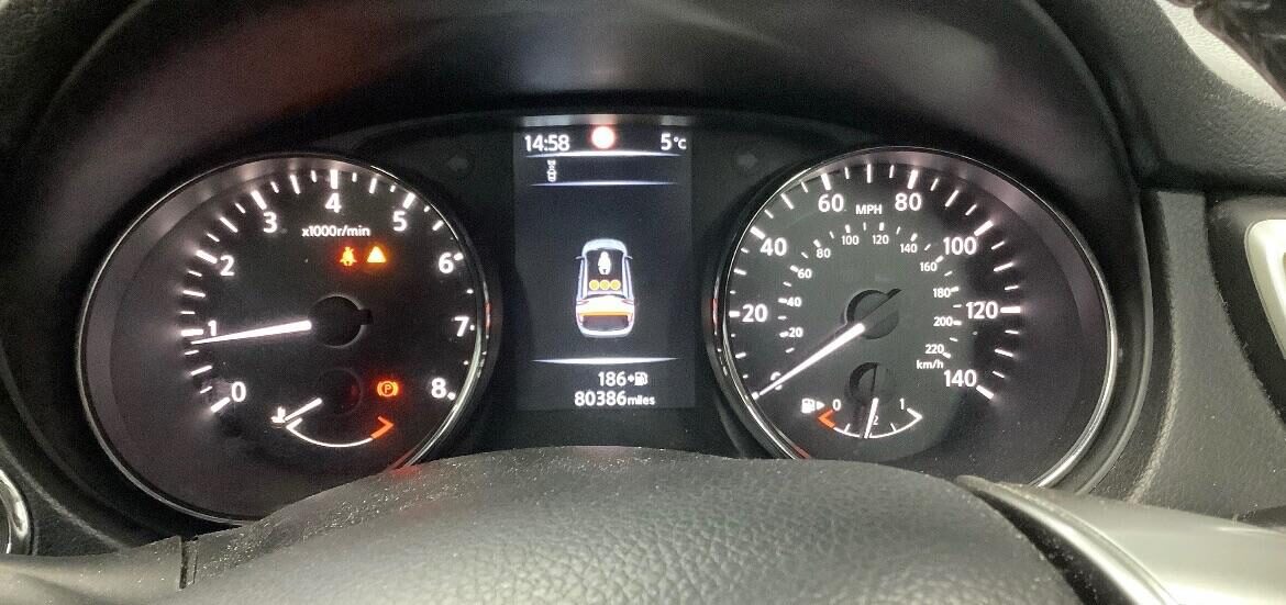 Used Nissan Qashqai 2015 for sale - 76829682: Photo 9