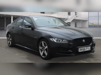 Used Jaguar XE 2016 for sale - 77474673: Photo
