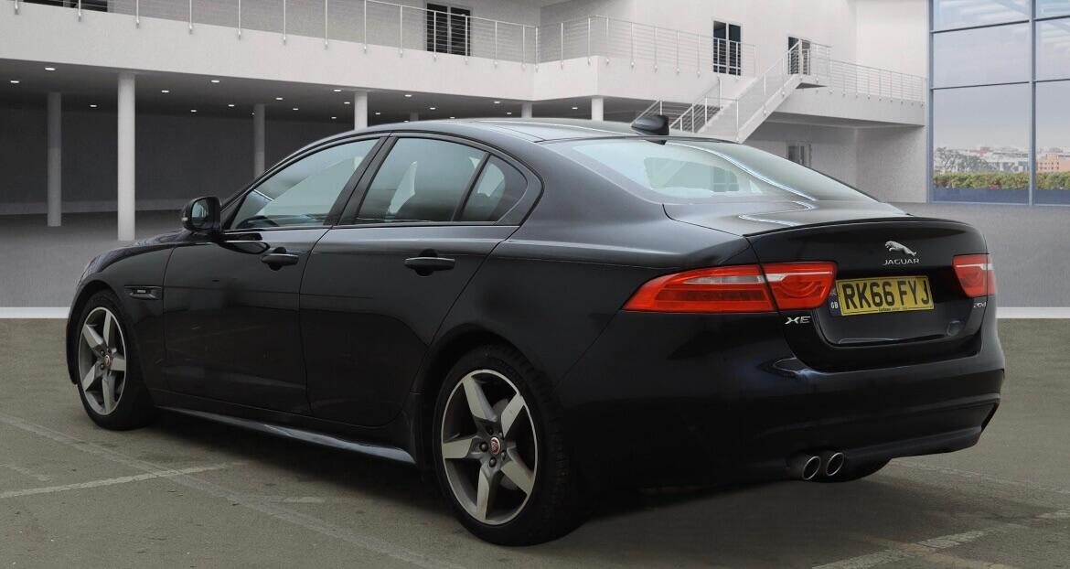 Used Jaguar XE 2016 for sale - 77474673: Photo 5