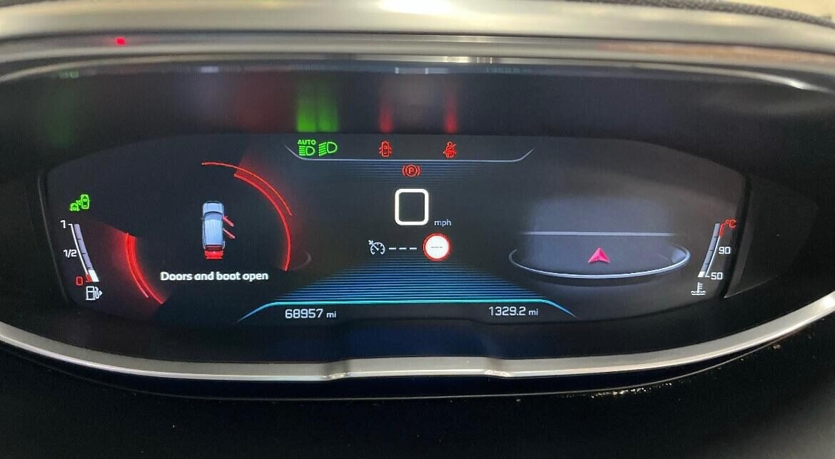 Used Peugeot 3008 2017 for sale - 78066242: Photo 9