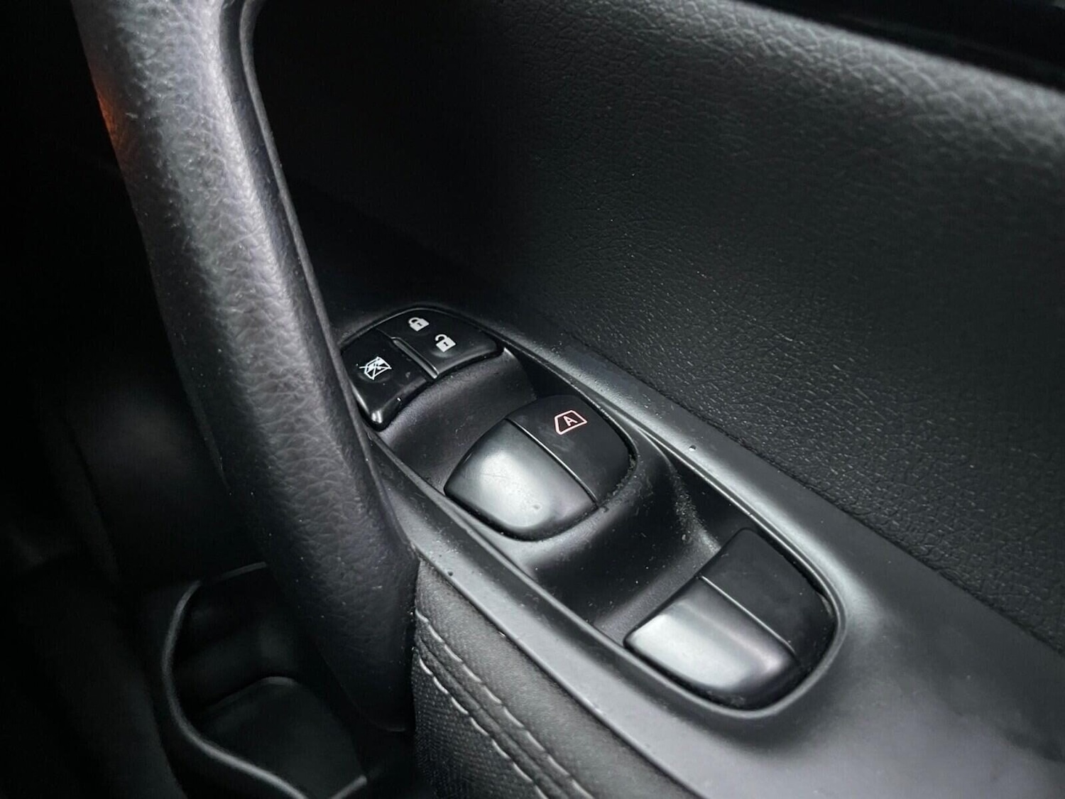 Used Nissan Qashqai 2016 for sale - 77418456: Photo 23