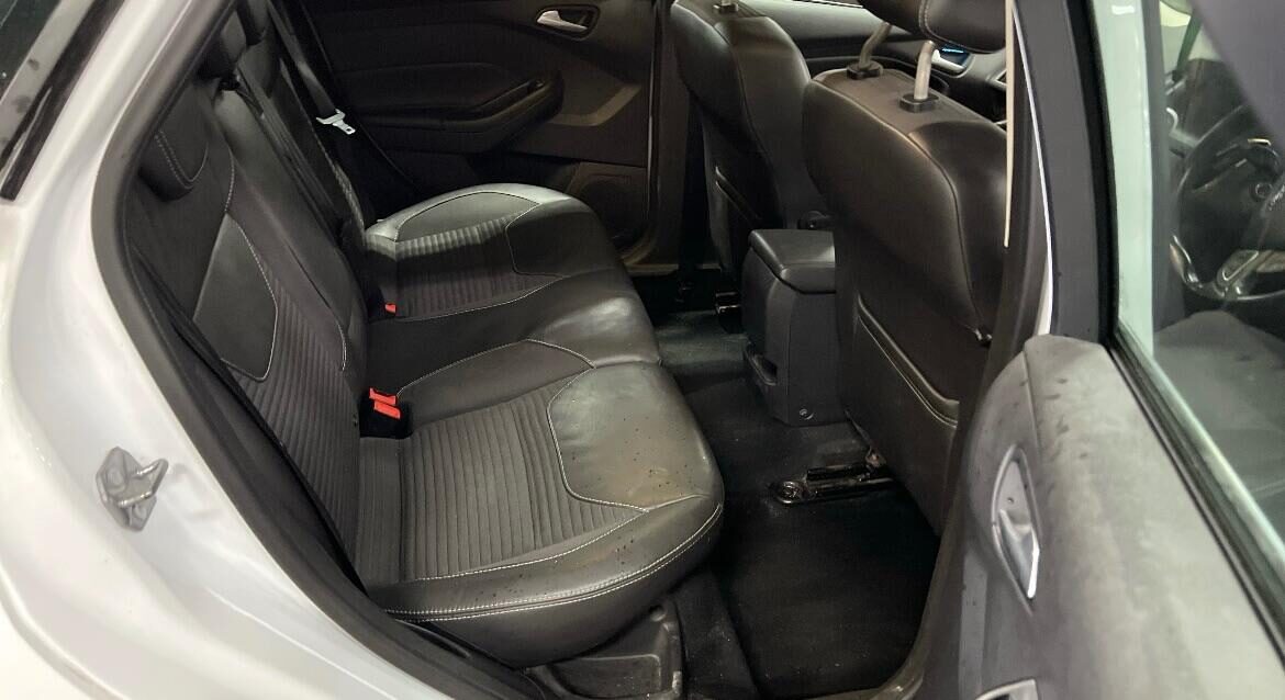 Used Ford Focus 2015 for sale - 76581296: Photo 8