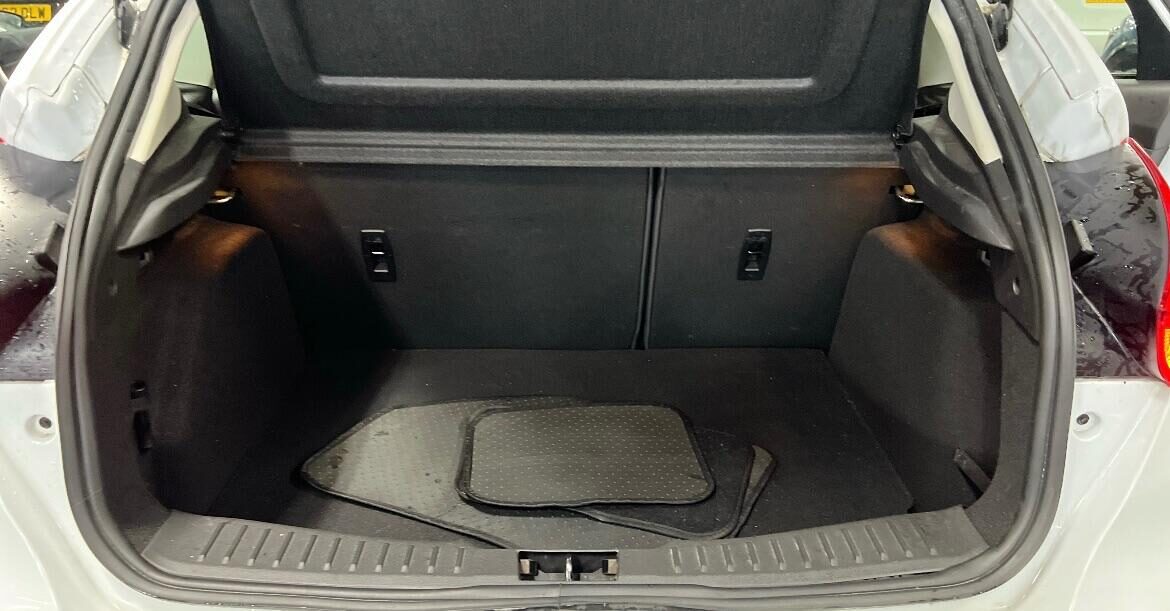 Used Ford Focus 2015 for sale - 76581296: Photo 9