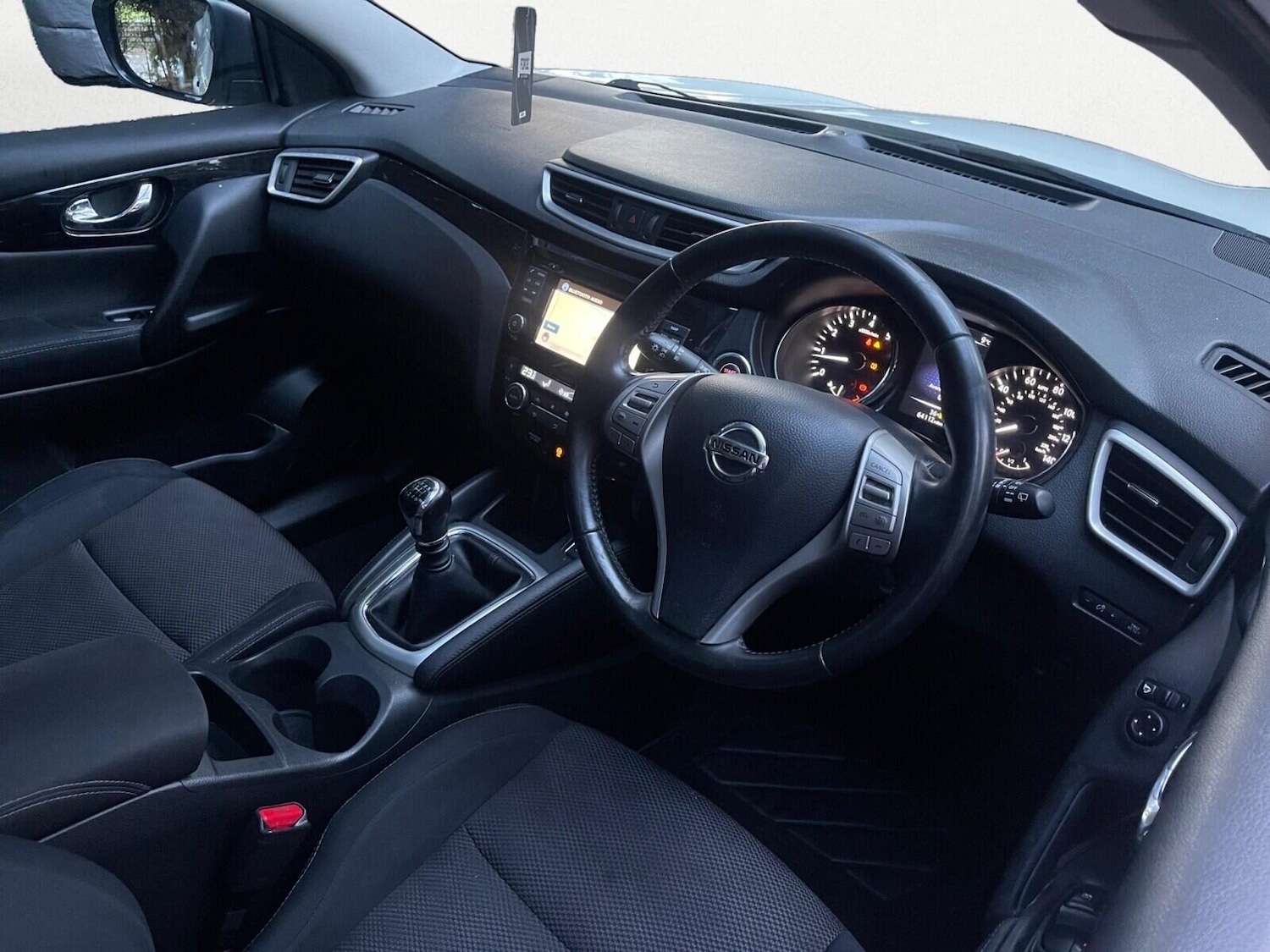 Used Nissan Qashqai 2015 for sale - 76958641: Photo 11