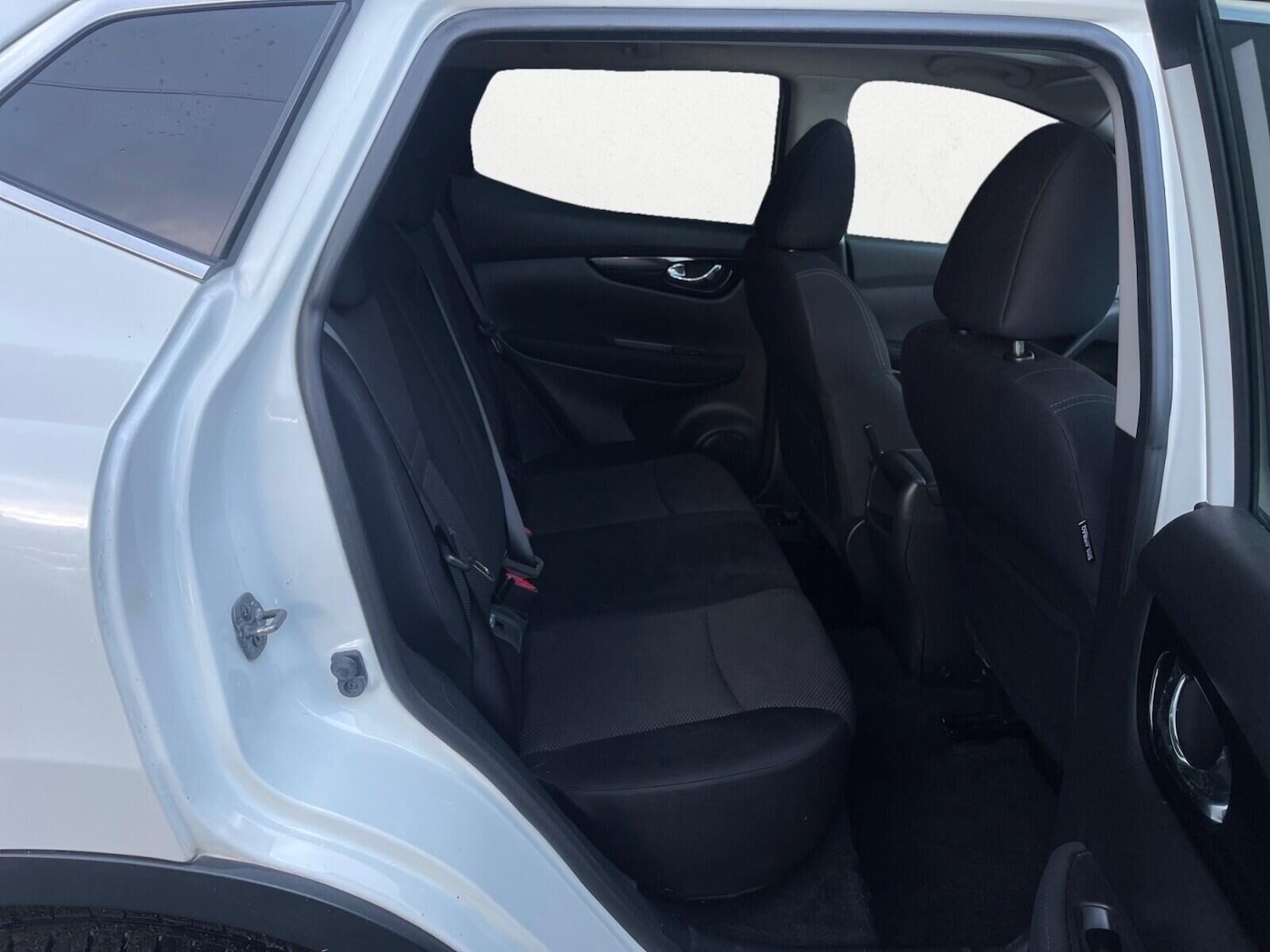 Used Nissan Qashqai 2015 for sale - 76958641: Photo 16