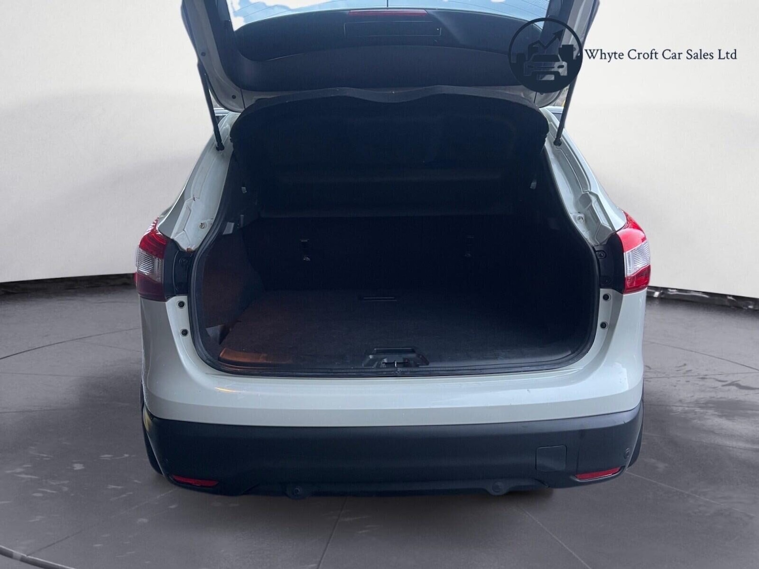 Used Nissan Qashqai 2015 for sale - 76958641: Photo 18