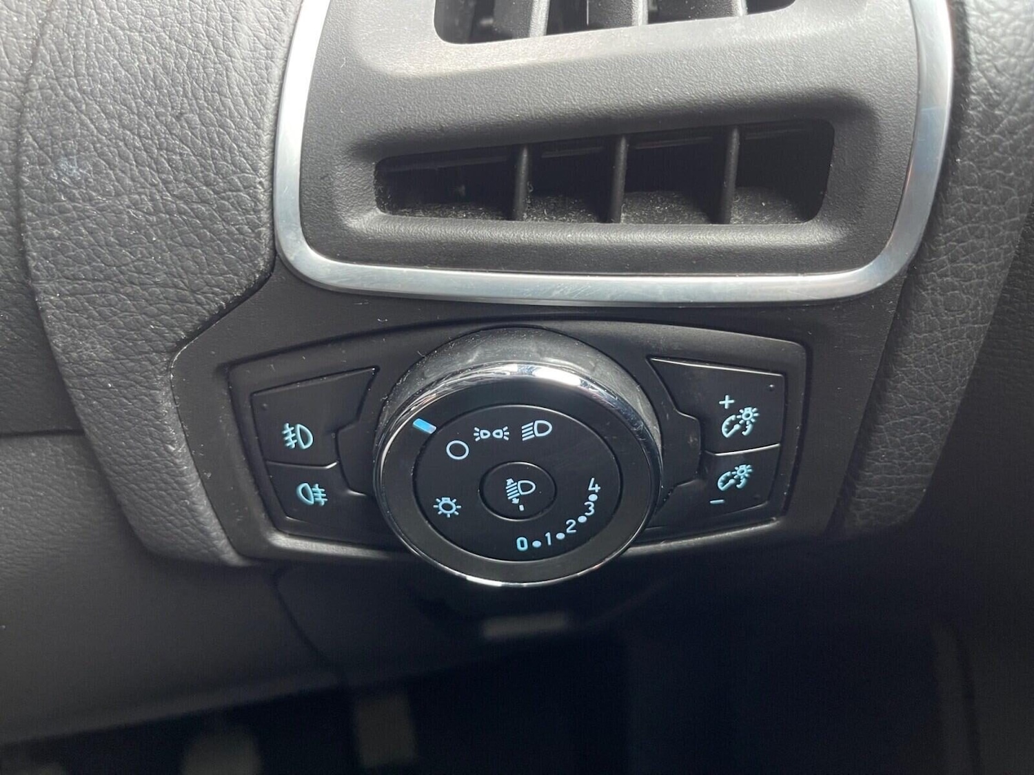 Used Ford Focus 2014 for sale - 76126599: Photo 24