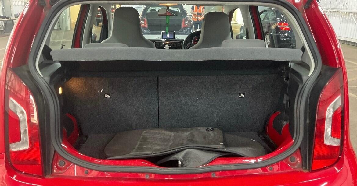 Used Volkswagen up! 2015 for sale - 78198325: Photo 9