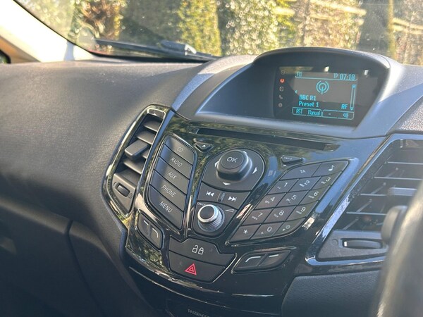 Used Ford Fiesta 2013 for sale - 74791049: Photo 18