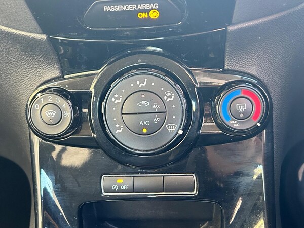 Used Ford Fiesta 2013 for sale - 74791049: Photo 19