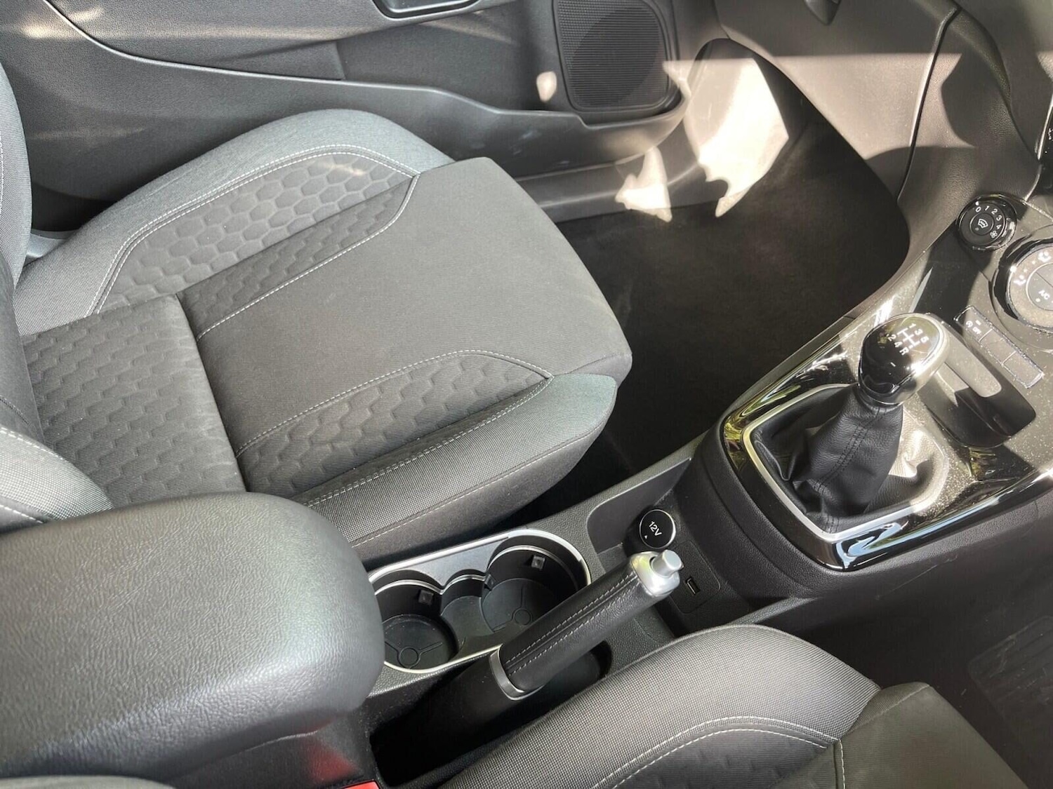 Used Ford Fiesta 2014 for sale - 76119906: Photo 21