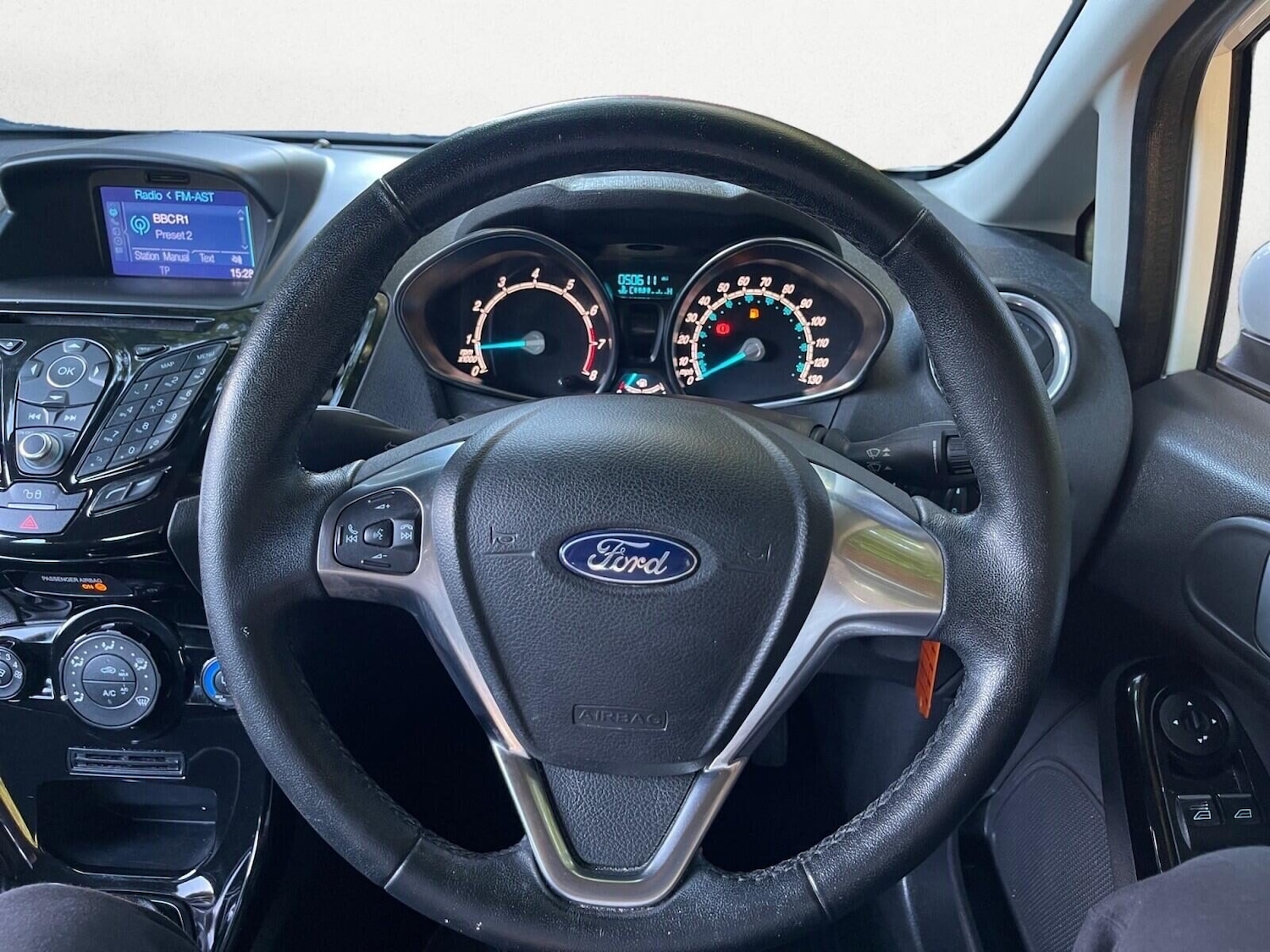 Used Ford Fiesta 2017 for sale - 76148720: Photo 12