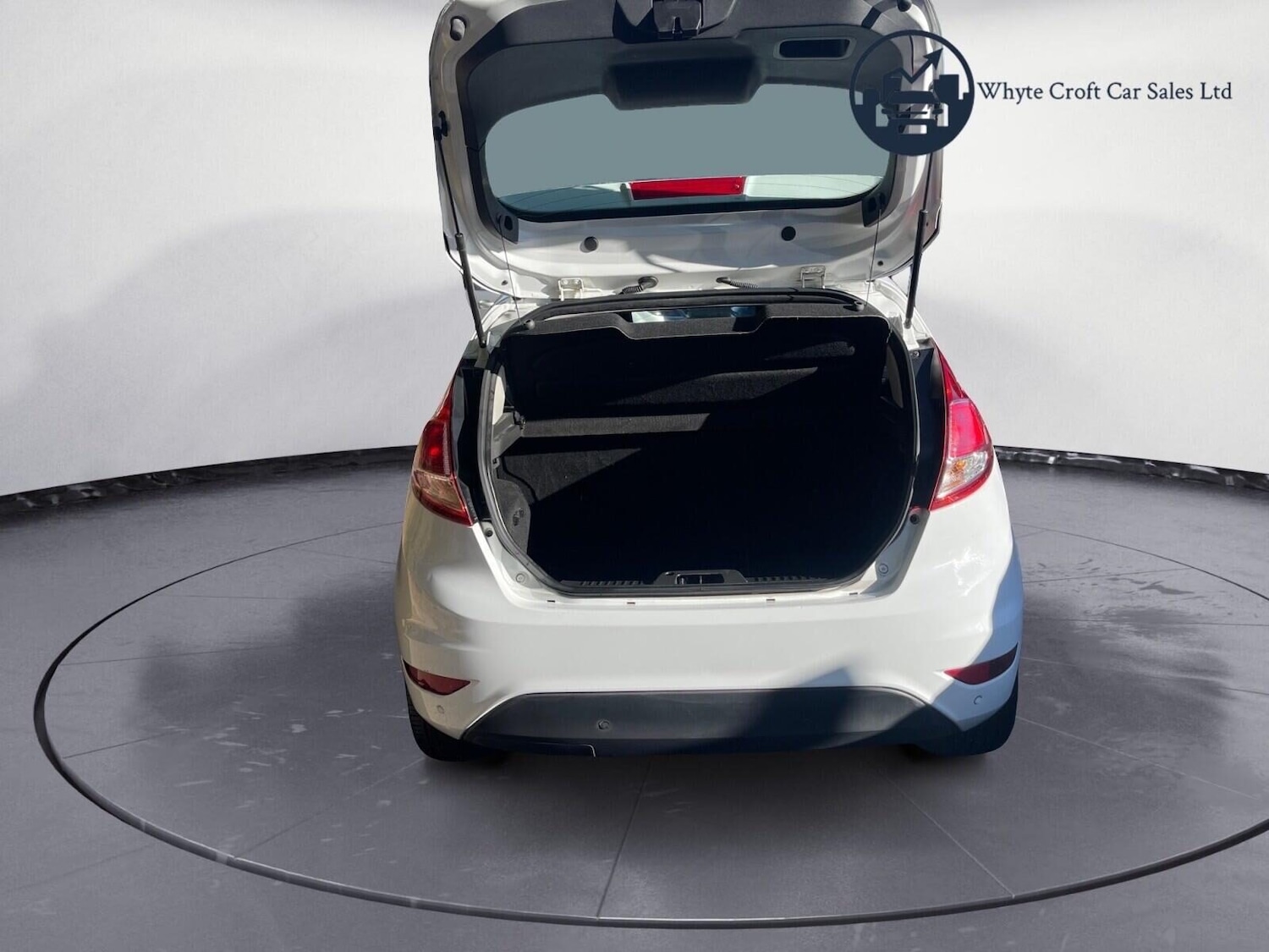 Used Ford Fiesta 2017 for sale - 76148720: Photo 18