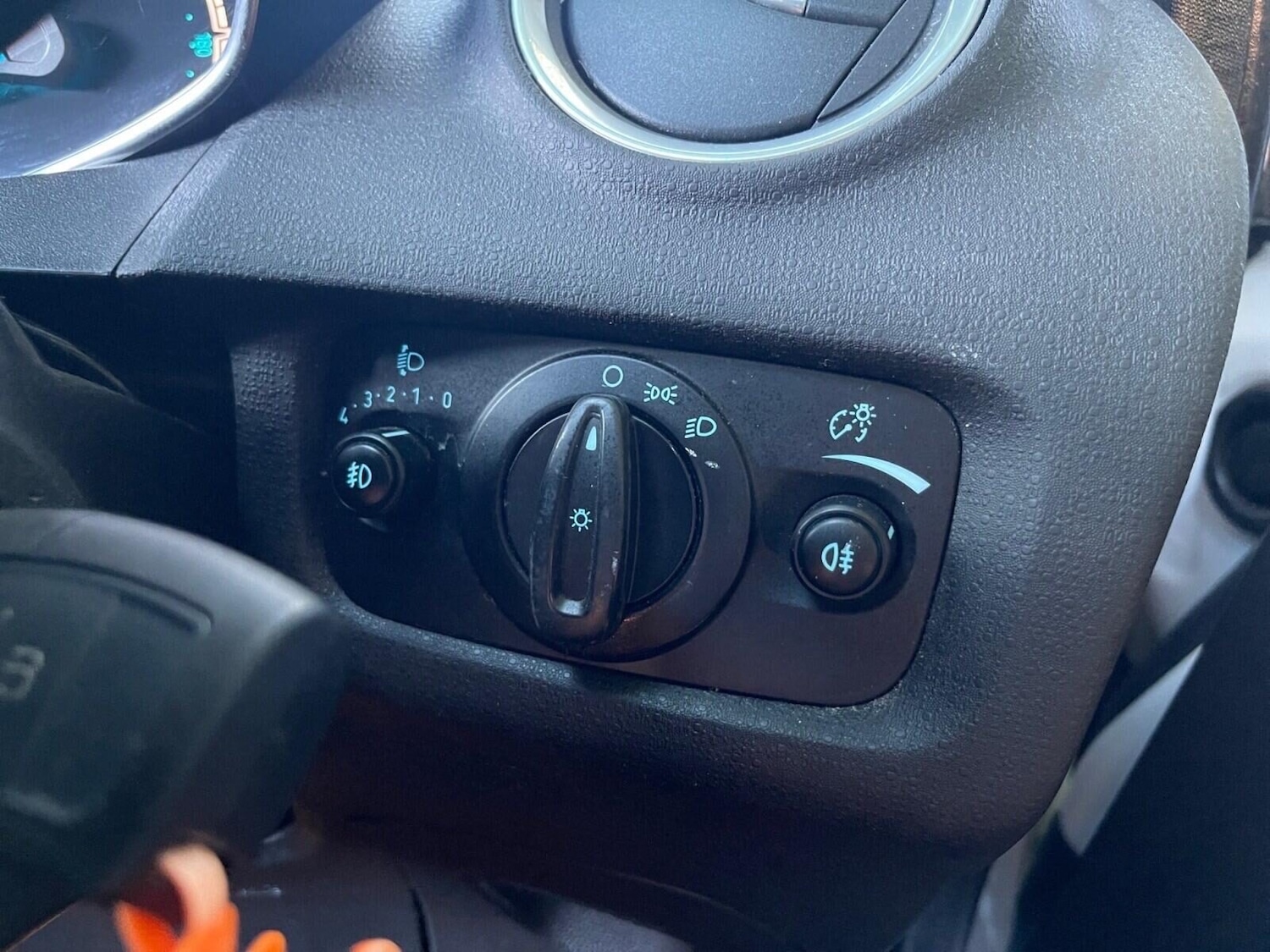 Used Ford Fiesta 2017 for sale - 76148720: Photo 28