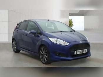 Used Ford Fiesta 2017 for sale - 79352807: Photo