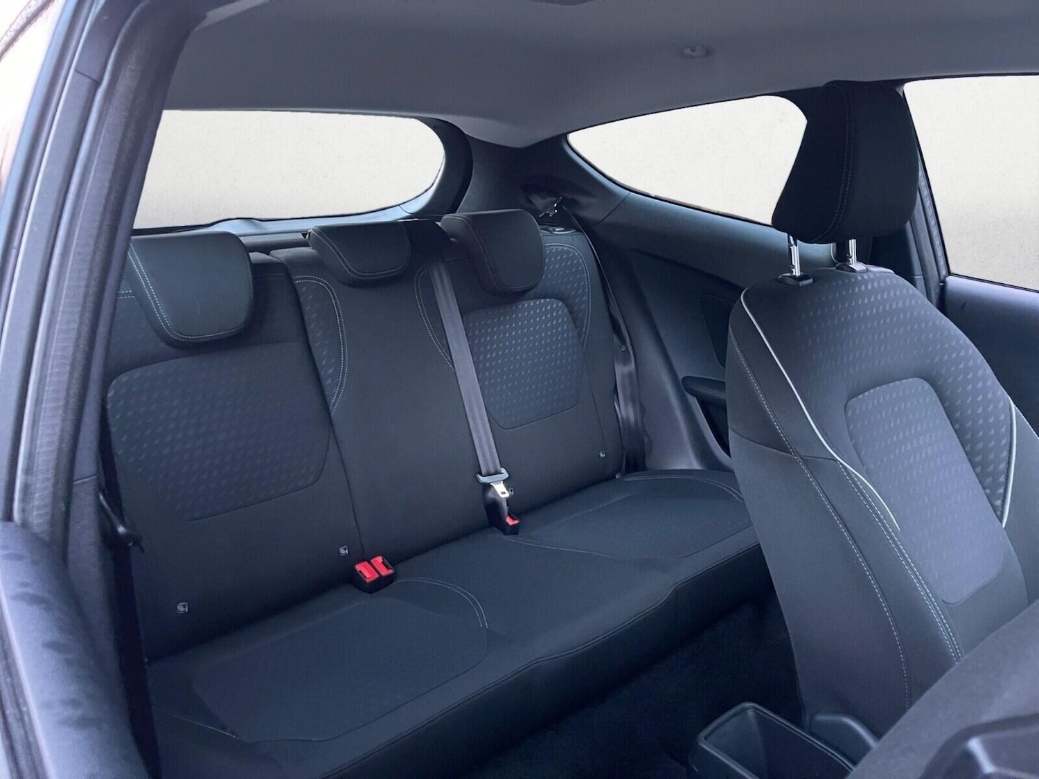 Used Ford Fiesta 2018 for sale - 76649672: Photo 17