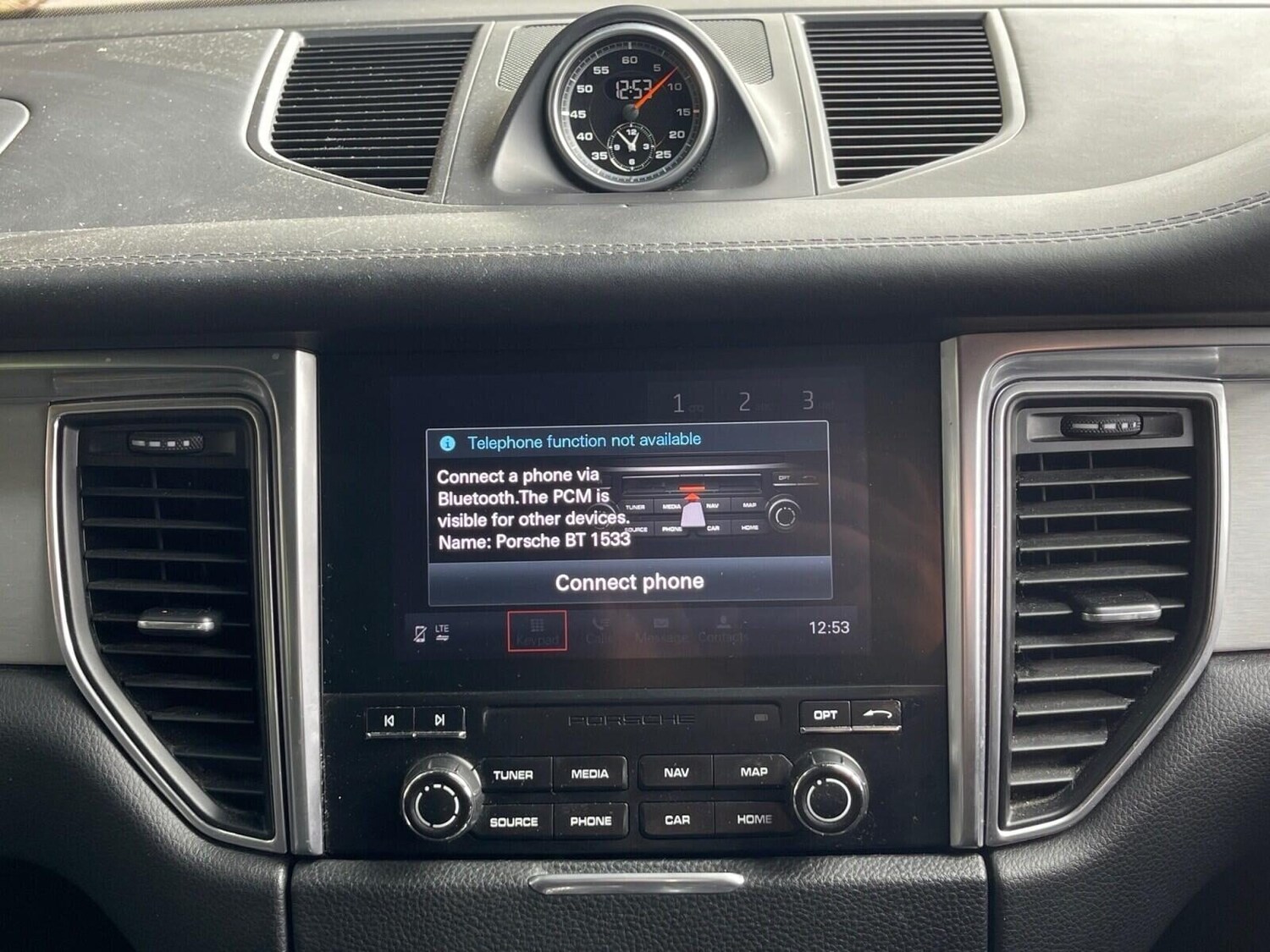 Used Porsche Macan 2018 for sale - 76211451: Photo 23