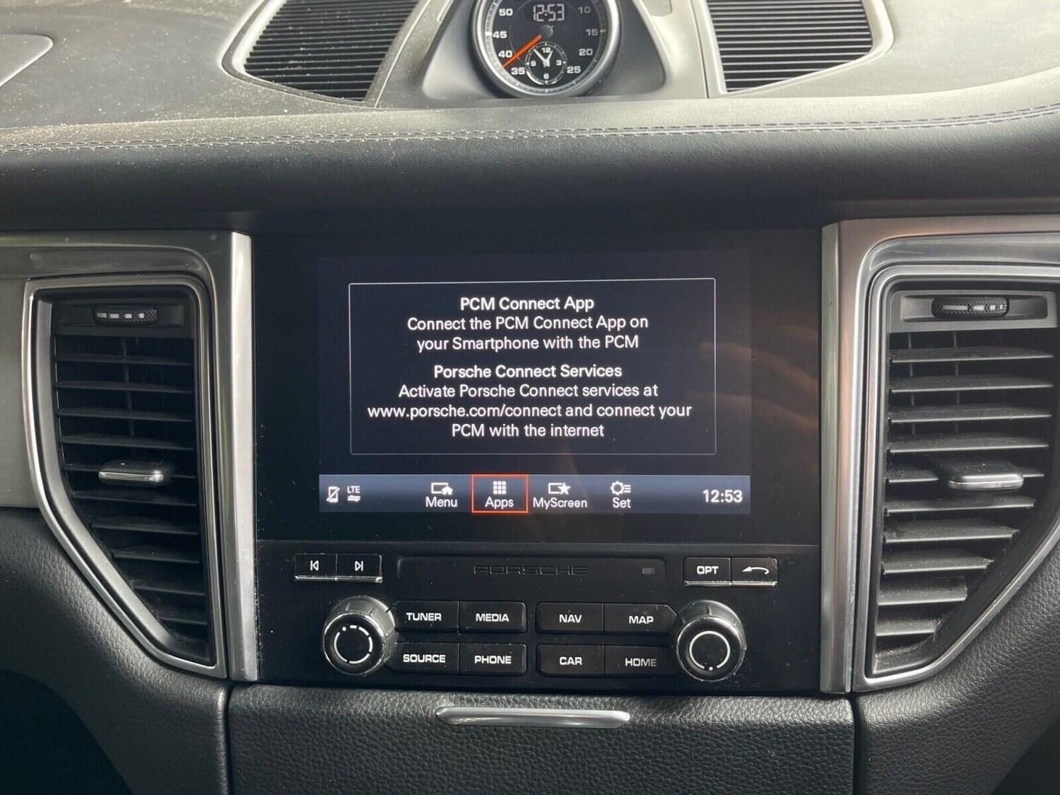 Used Porsche Macan 2018 for sale - 76211451: Photo 25